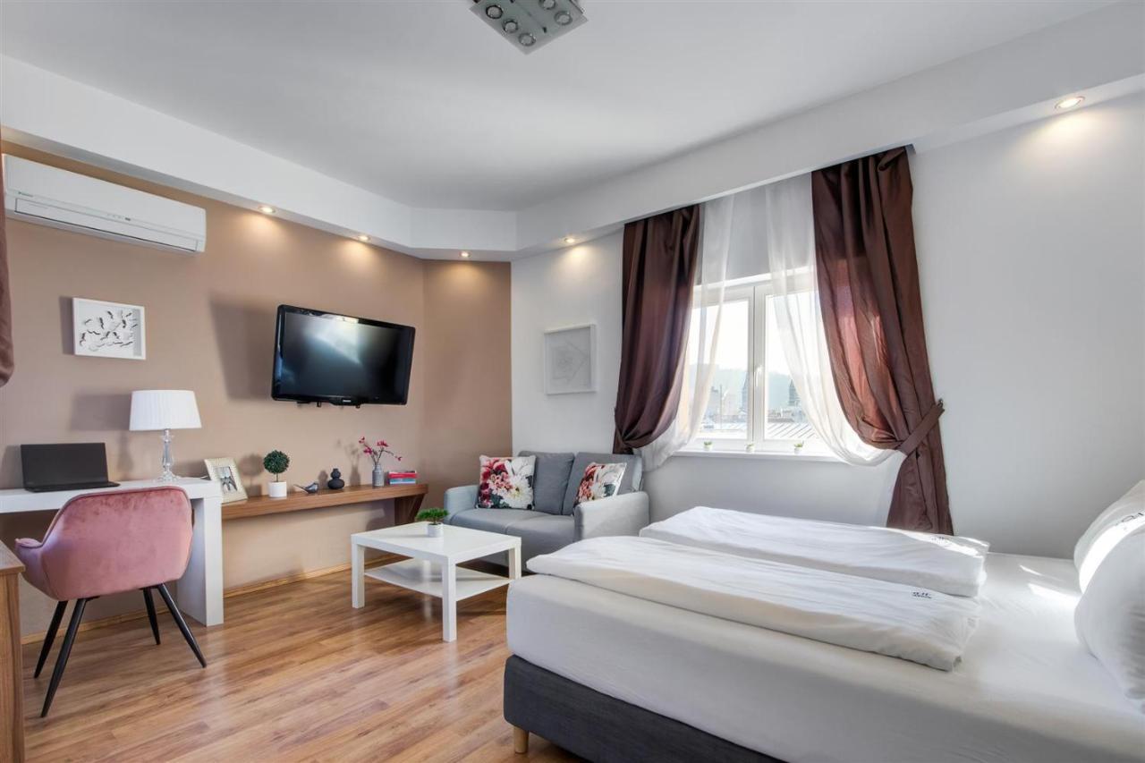 Premium Studio Szervita Square Appartement Boedapest Buitenkant foto